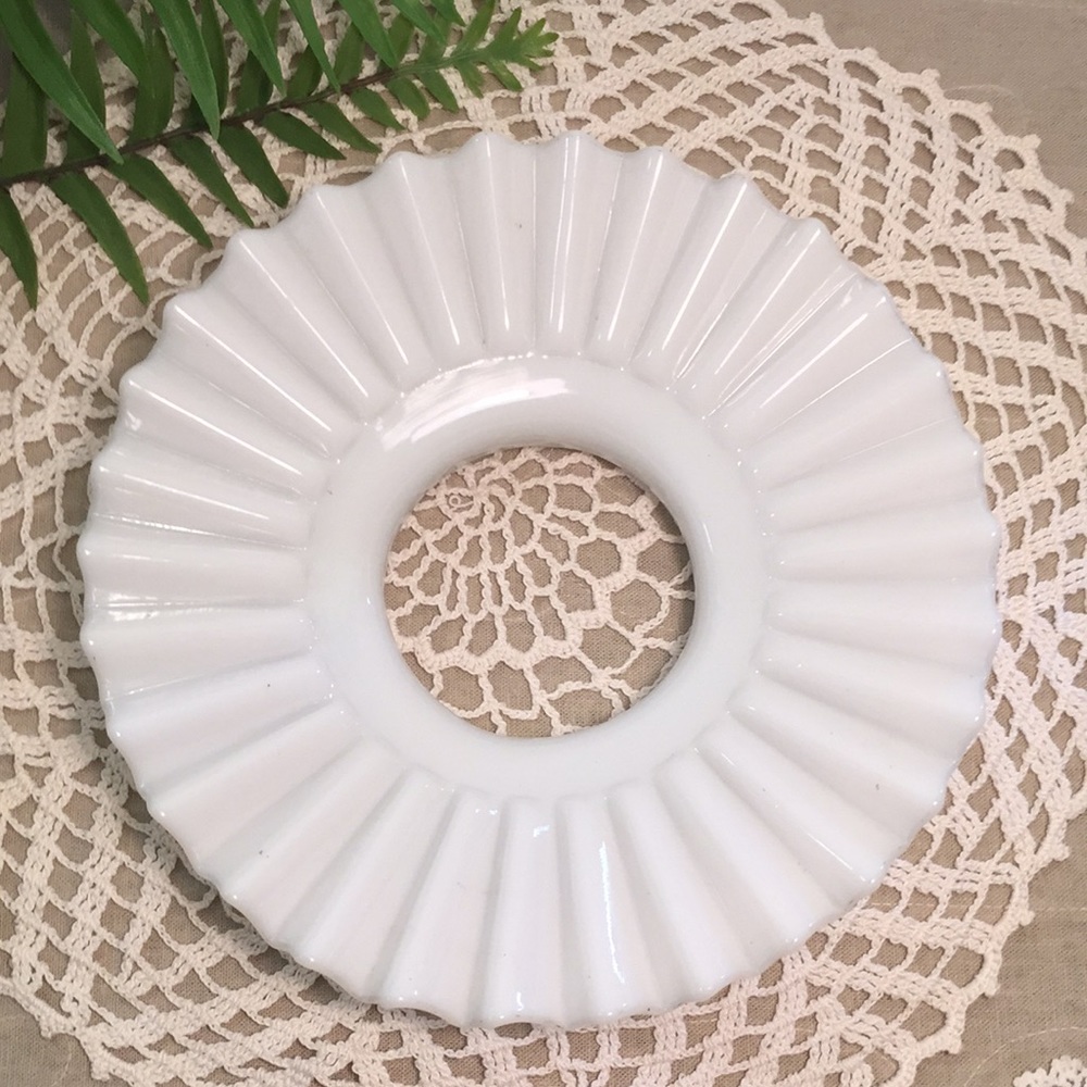 Antique Milk Glass Ruffled Oil Lamp Chimney Shade Topper - Picture 3 of 12